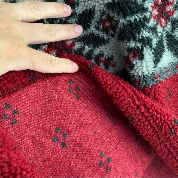 Vintage Fleece Sweatshirt - Picture 6 of 6